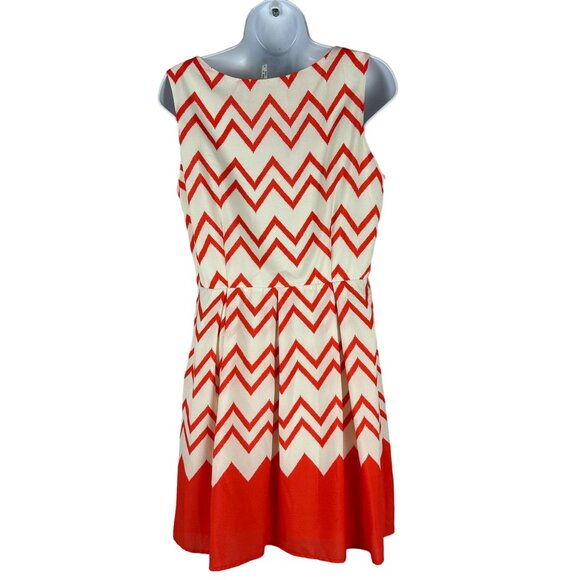 Pink Owl Womens Chevron Sleeveless Dress Red & White Size M 100% Polyester - Picture 2 of 6
